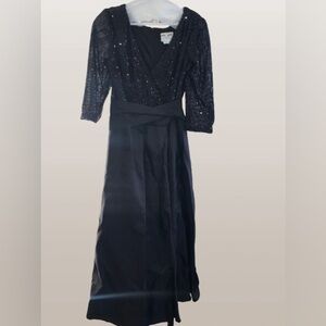 Women’s Black Dress